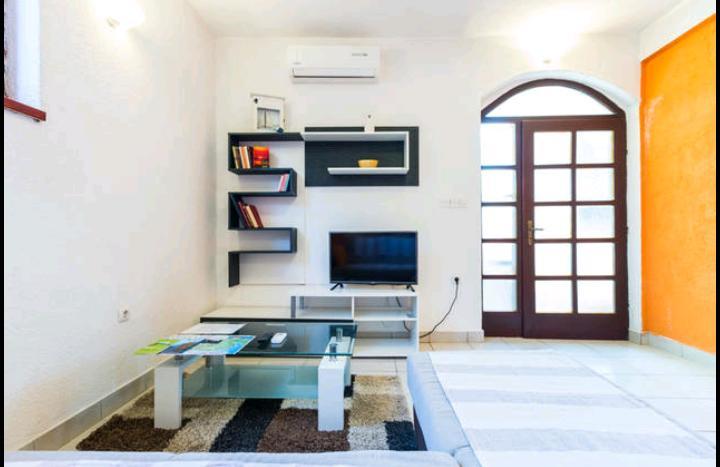 Apartment Marnika *