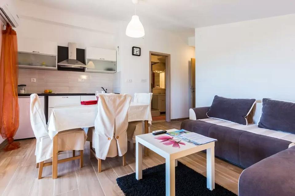 Marnika Apartment